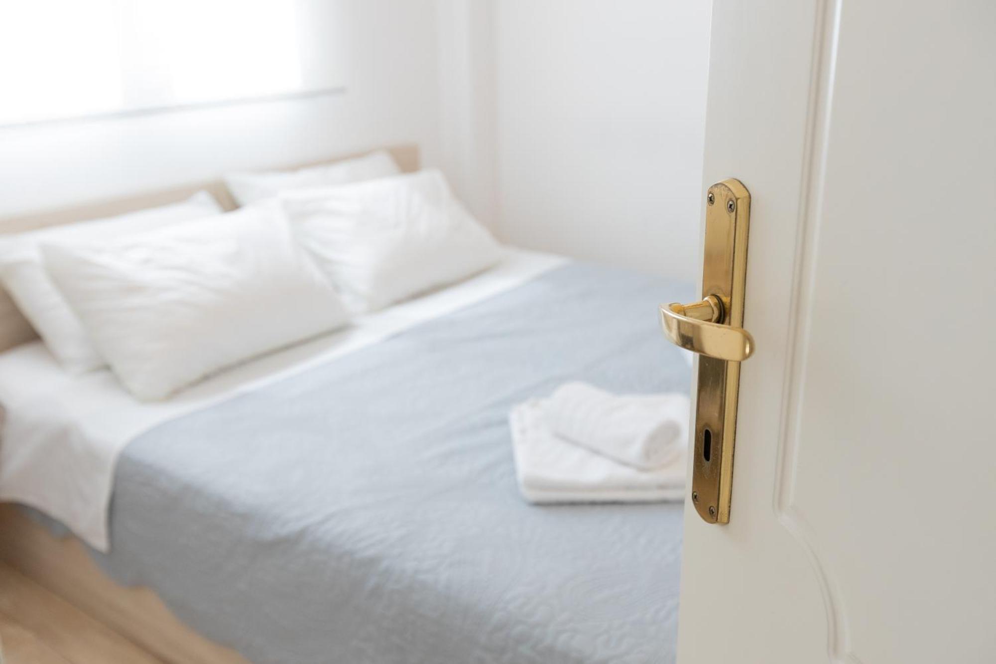 Le Plaza Apartment Солун Екстериор снимка